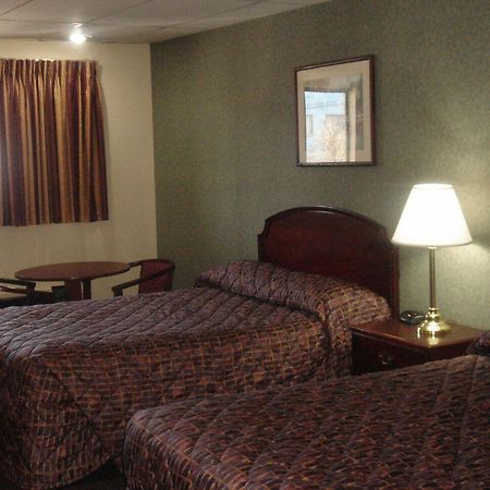 German Village Inn Motel Колумбус Номер фото